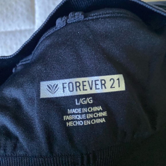 BNWT F21 Crop Tank /Sportsbra - Picture 4 of 4